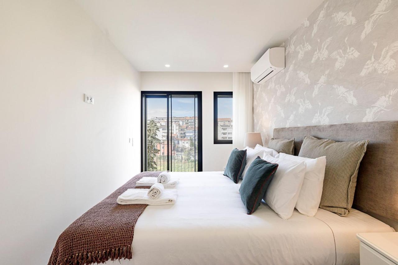 Santos Pousada 1071 By Lovelystay Porto Luaran gambar